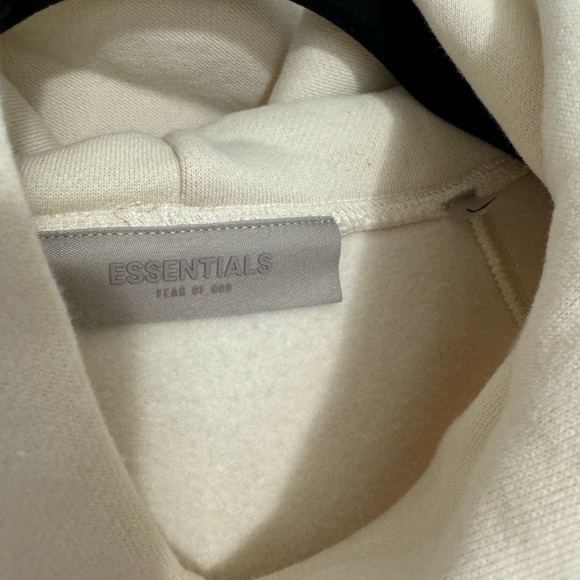 Men’s Essentials Fear of God hoodie - Picture 2 of 3